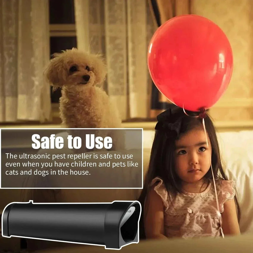 Transparent humane tunnel mouse trap with air holes and locking door for safe catch and release